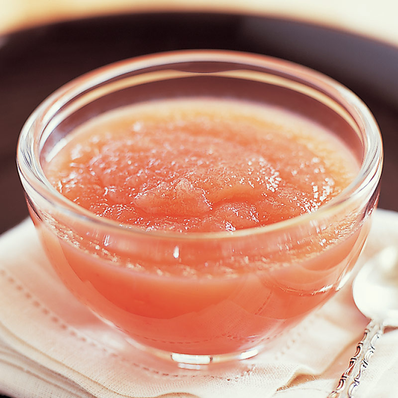 Sweet-and-Hot Cinnamon Applesauce